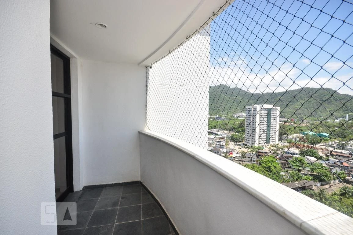 2-bedroom apartment with a mountain view in Rio de Janeiro — photo 14