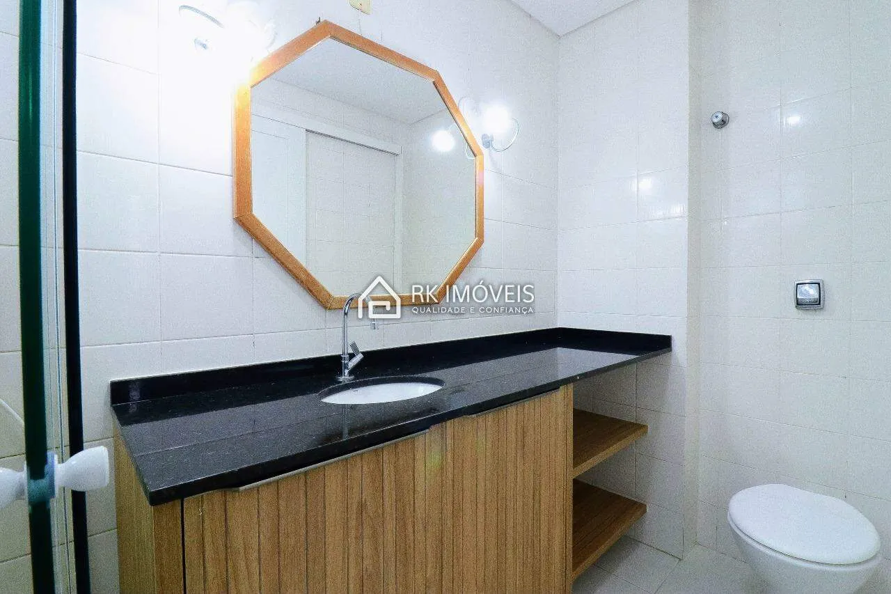 Rental apartment with 3 bedrooms and a balcony — photo 48