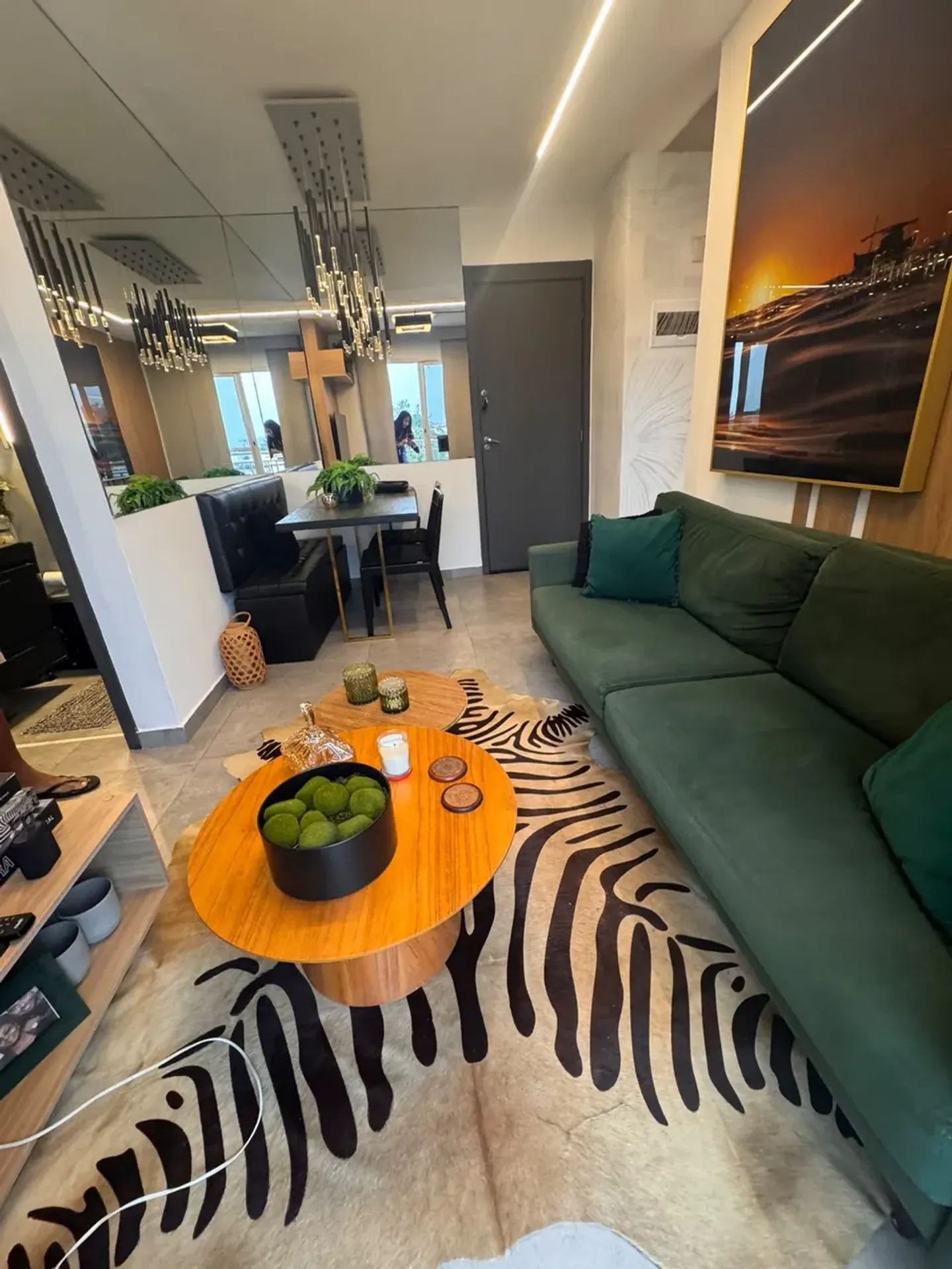 2-bedroom apartment with a washing machine