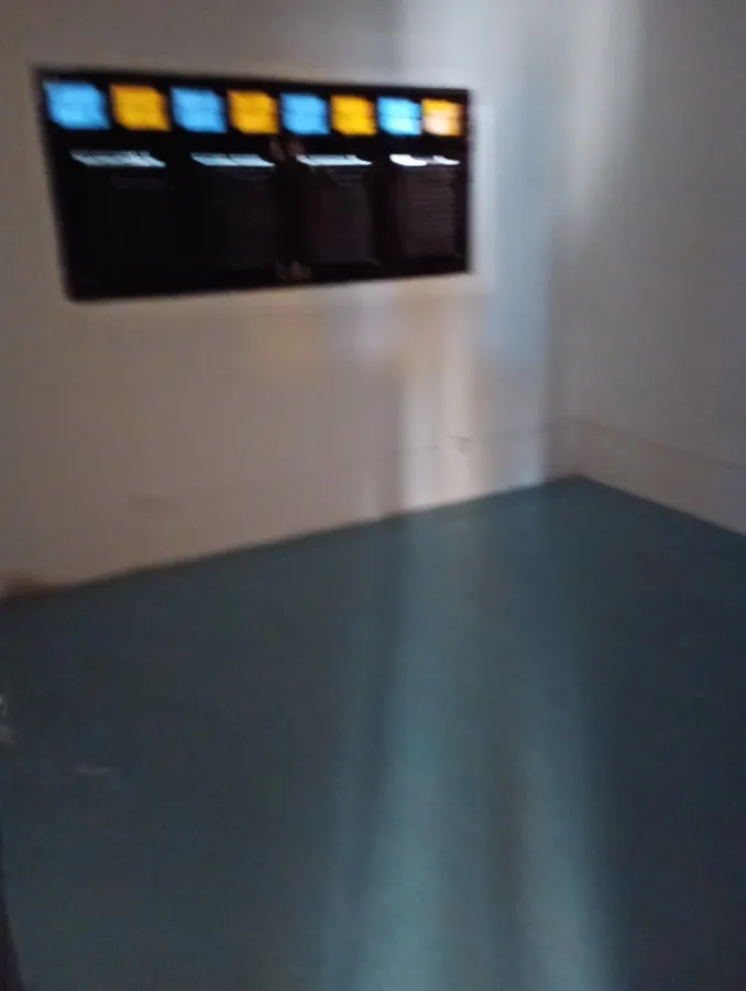220 m² house with a closed kitchen and 3 bedrooms — photo 14