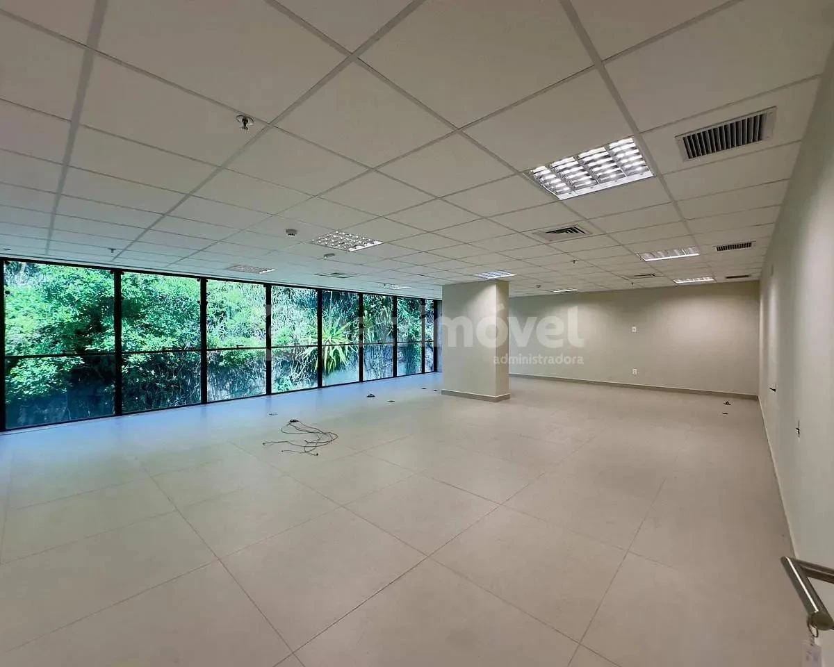 Sala comercial de 779 m², 1 quarto e 6 banheiros — photo 6