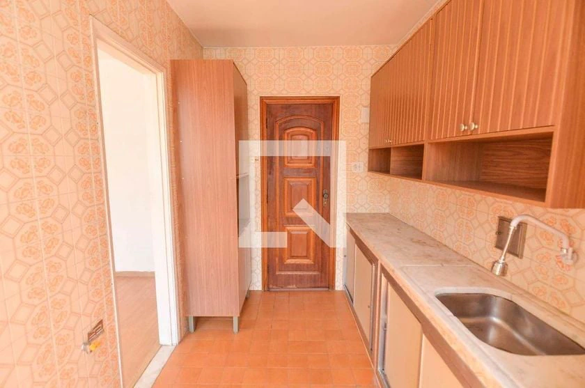 2-bedroom apartment with wood or laminate floors