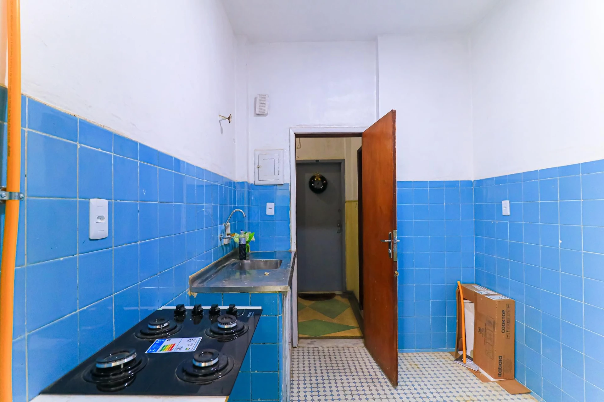 Apartamento de 2 dormitorios con cocina independiente — photo 8
