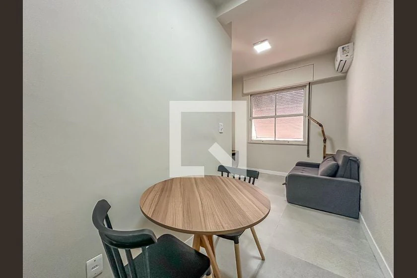 32 m² 1-bedroom apartment with a compact kitchenette — photo 23