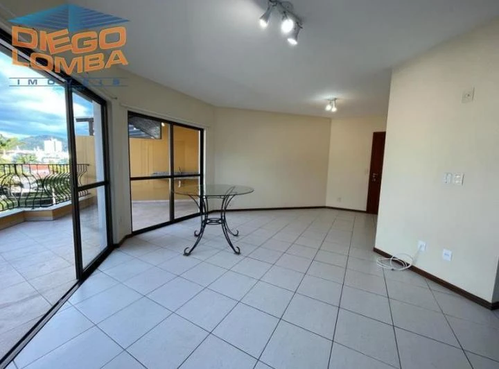Квартира 262 м² с 3 спальнями и 2 ванными