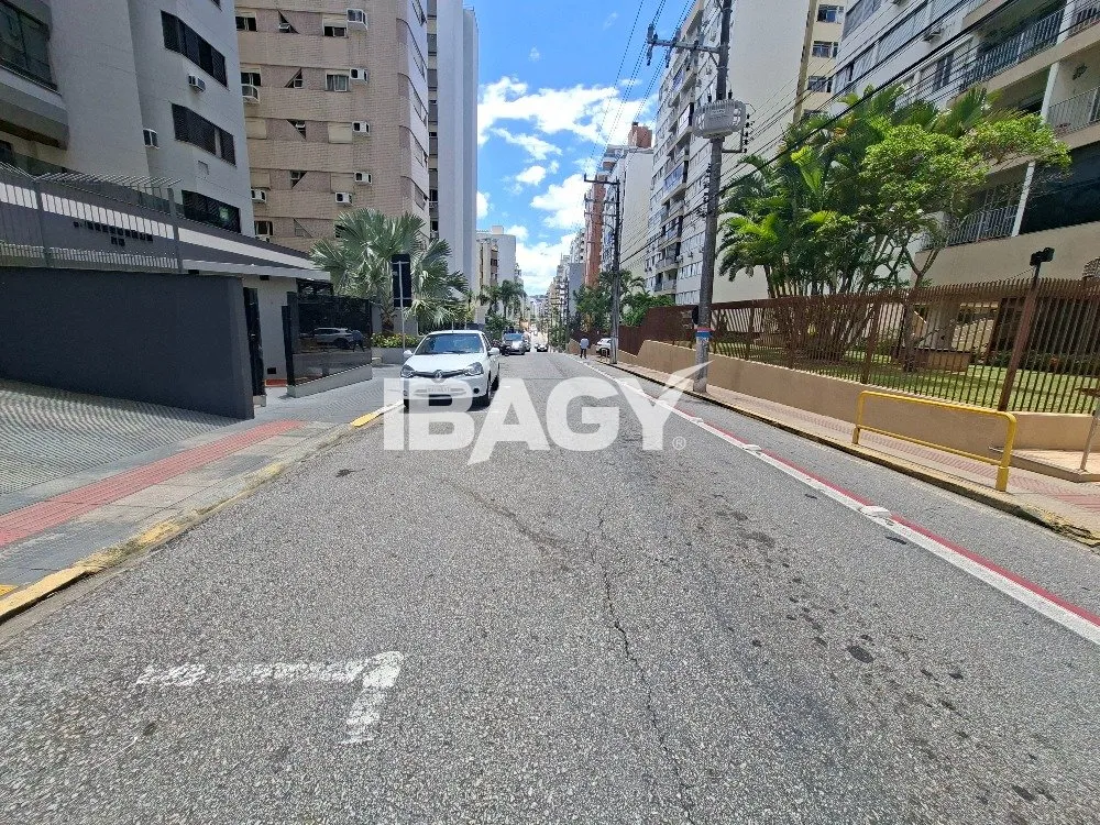 Departamento amueblado, 96 m², con vista al agua — photo 48