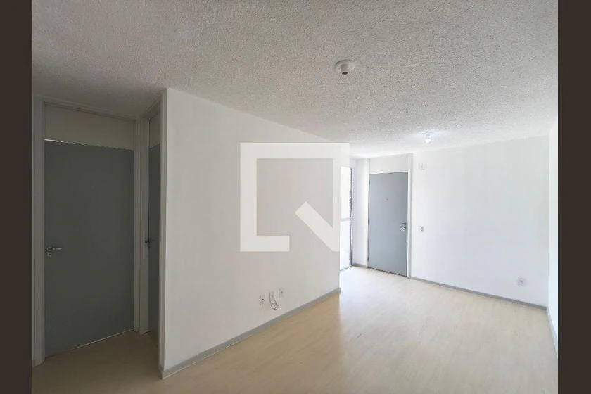 Apartment, 50 m², with wood or laminate floors — photo 3