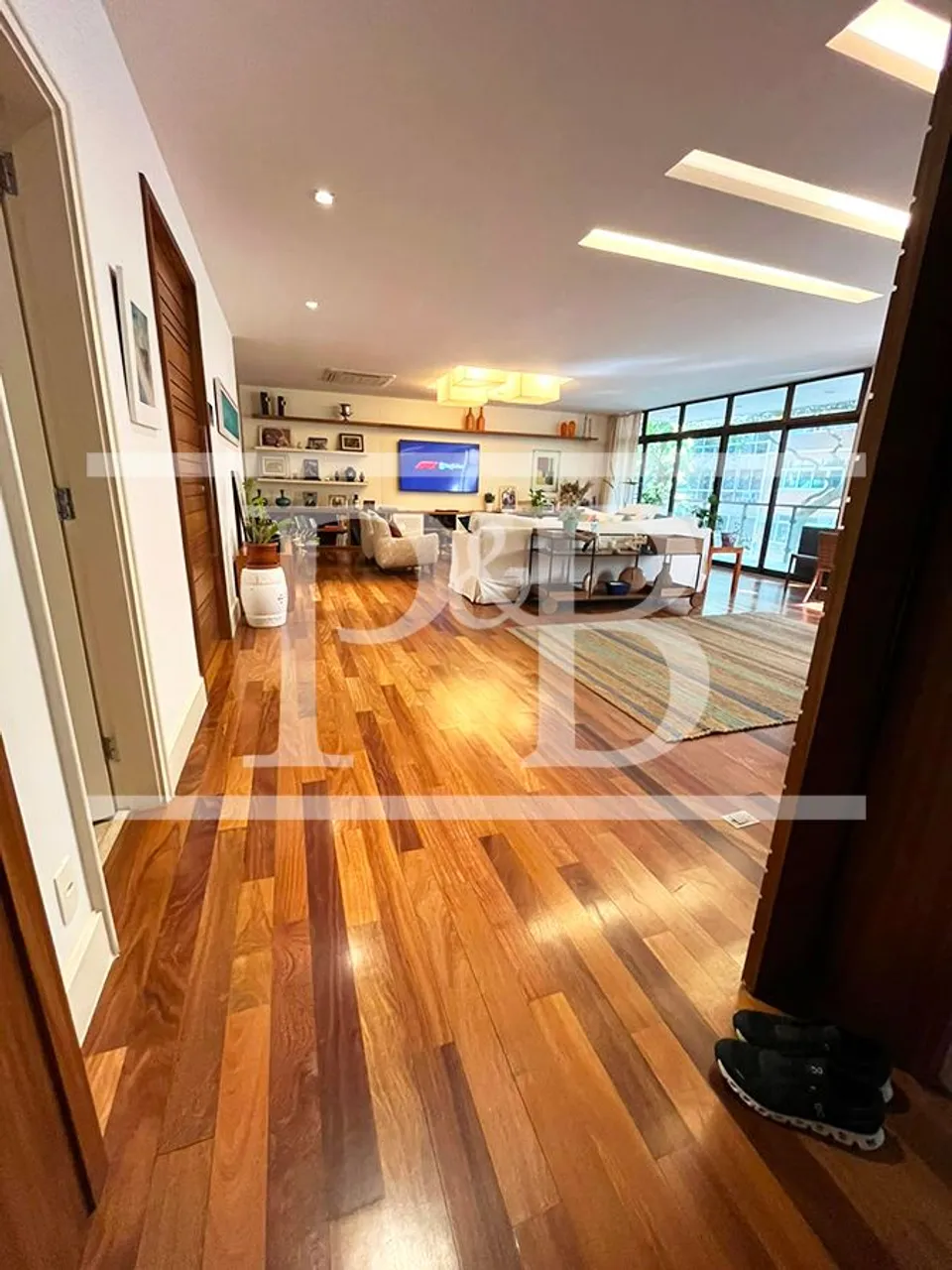 Apartamento de 3 dormitórios, 261 m² e varanda — photo 10