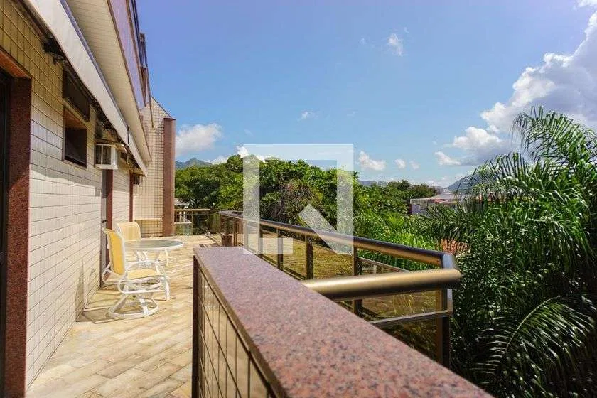 Duplex with 5 bedrooms and 550 m², 5 parking spaces — photo 13