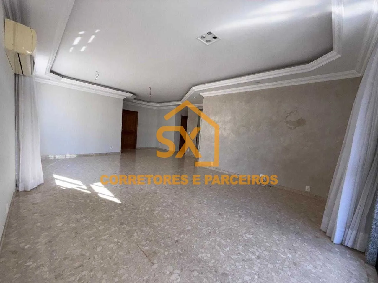 Apartment with 4 en-suite bedrooms and 210 m² gas kitchen — photo 9