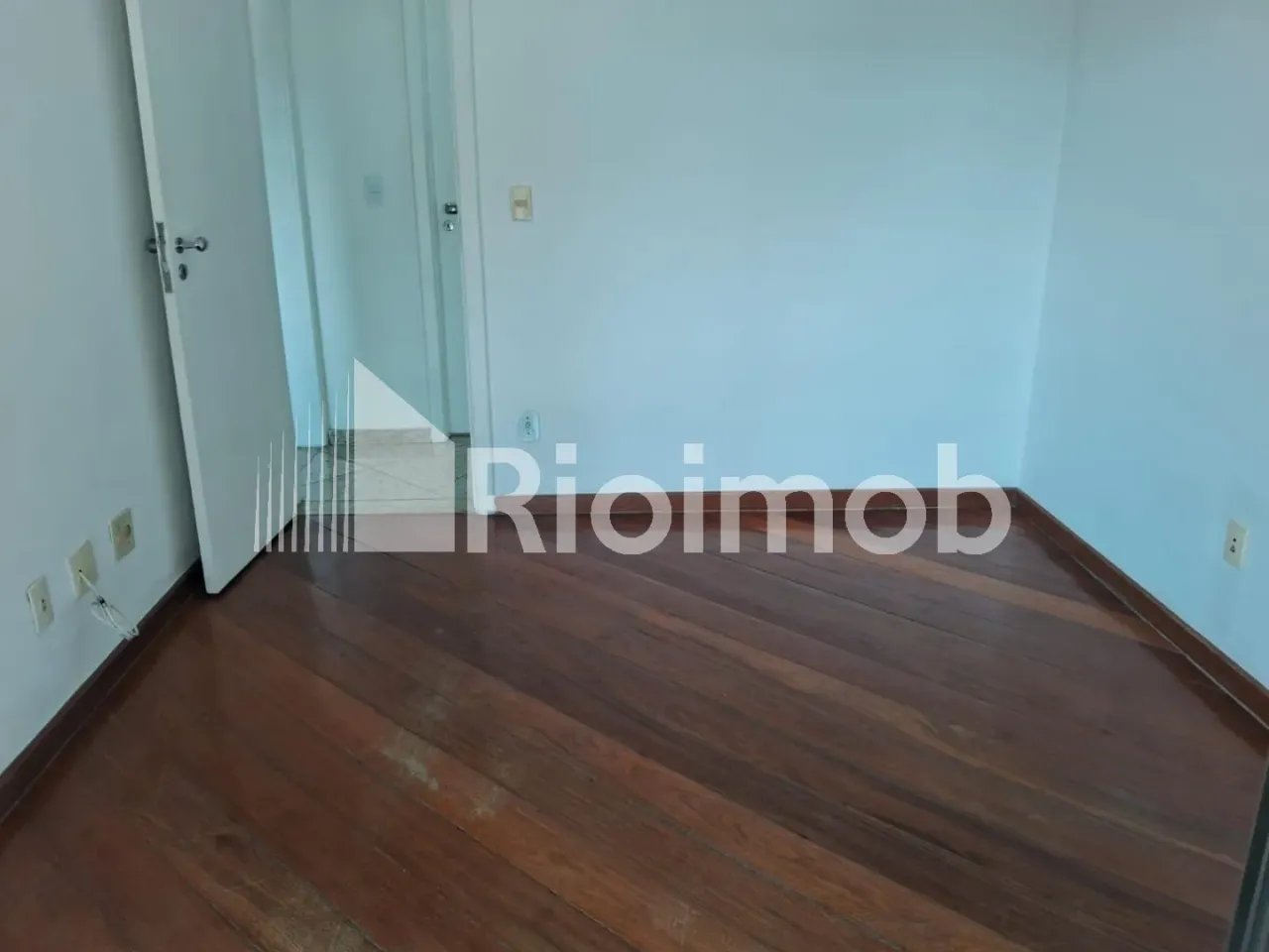 Apartamento com 3 quartos e 2 banheiros — photo 17