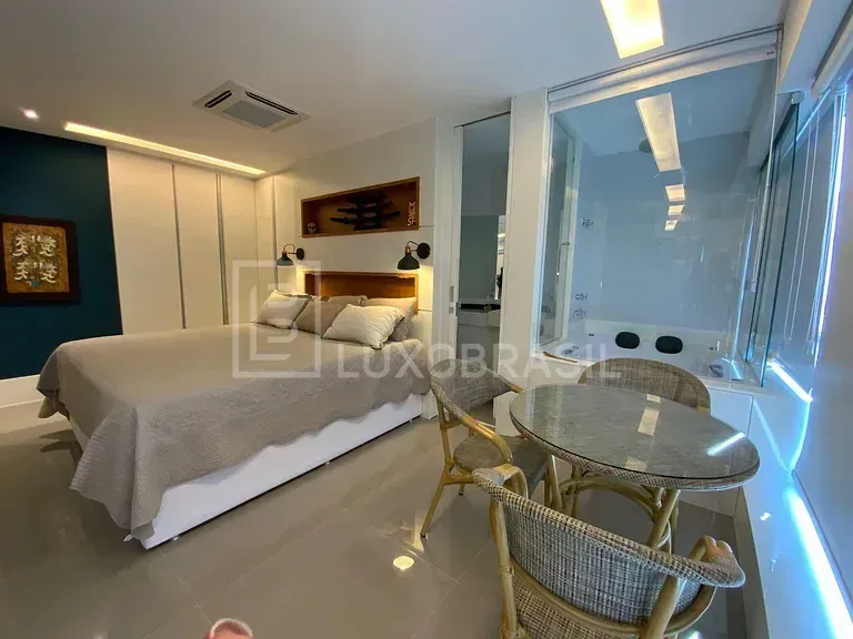 Furnished 50 m² apartment with 1 bedroom and 2 baths — photo 4
