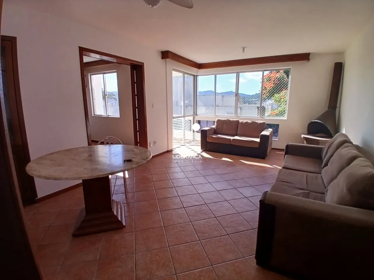 Apartamento de 3 dormitórios com cozinha a gás, 154 m² — photo 21