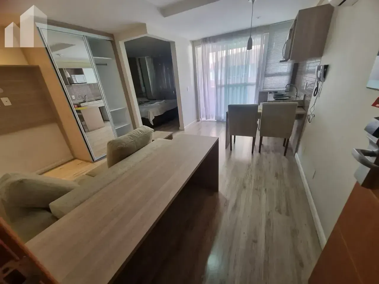 Furnished 1-bedroom apartment with air conditioning — photo 6