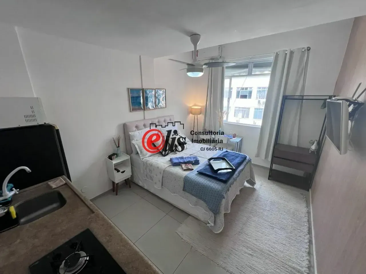 Furnished 1-bedroom apartment with compact kitchenette — photo 12