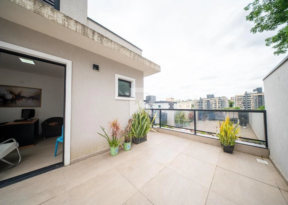 3-bedroom house with a grill on the balcony in Curitiba — photo 26
