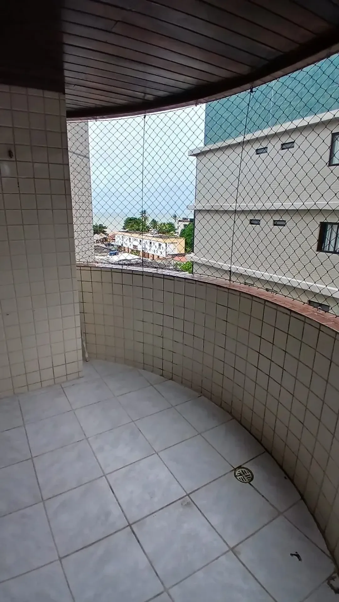 3-bedroom apartment with a water view in João Pessoa