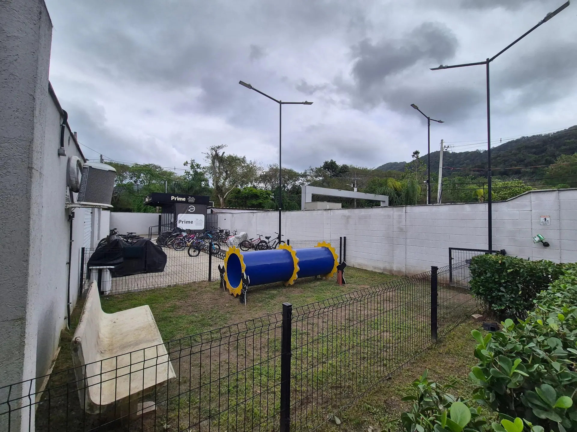Apartamento mobiliado com 2 quartos e vista das montanhas — photo 32
