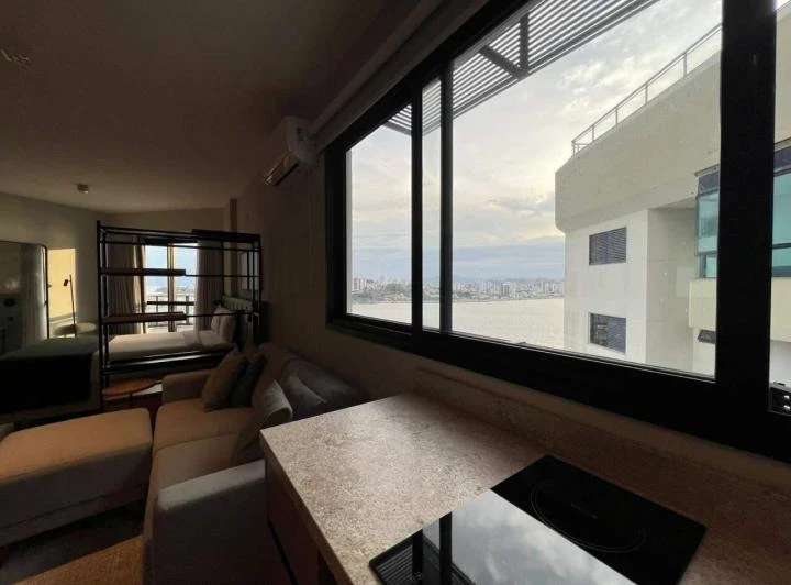 Furnished 42 m² apartment with an open-plan kitchen — photo 8