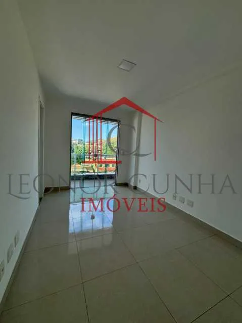 Residential apartment with 3 bedrooms and 3 bathrooms — photo 14