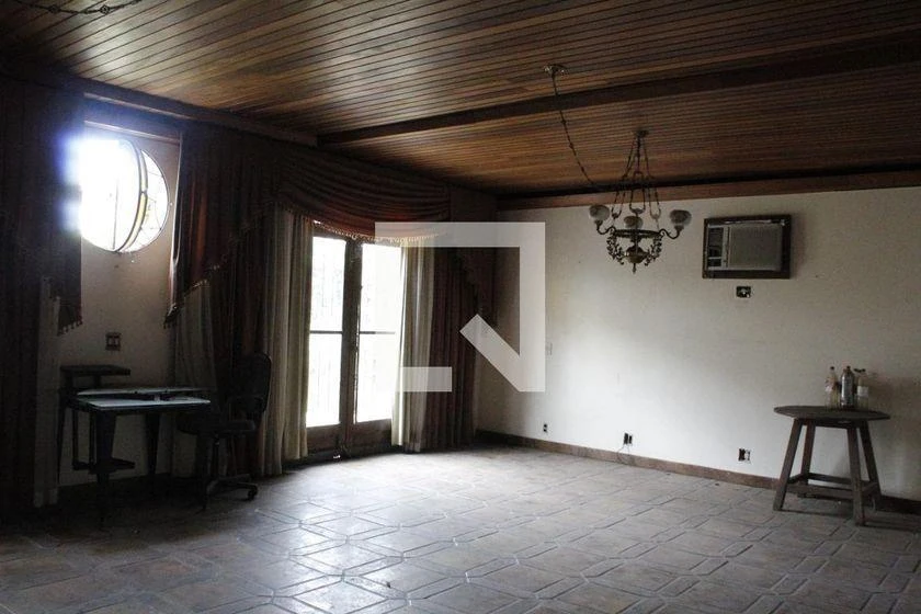 House with a balcony and 6 bedrooms plus 5 parking — photo 4