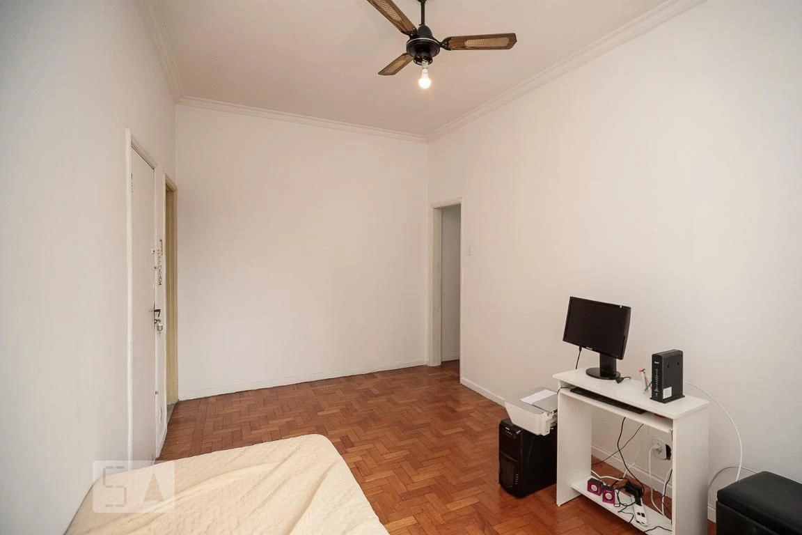 Home office in a 2-bedroom apartment, 79 m² — photo 11