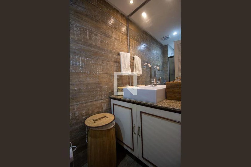 Floor-to-ceiling windows in a 3-bedroom apartment, 119 m² — photo 40