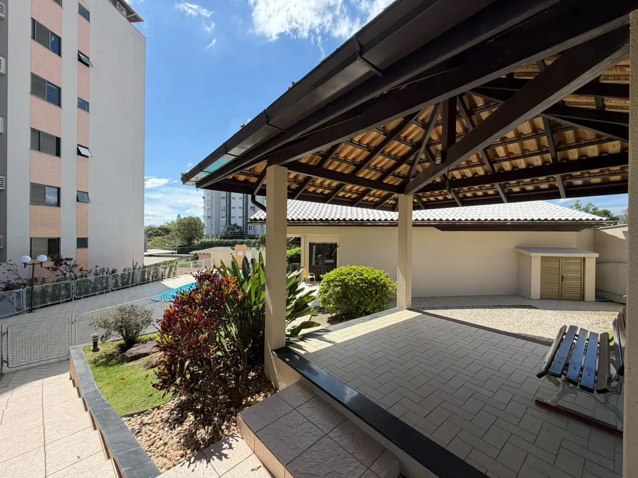 Private BBQ in a 3-bedroom apartment, 100 m² — photo 13
