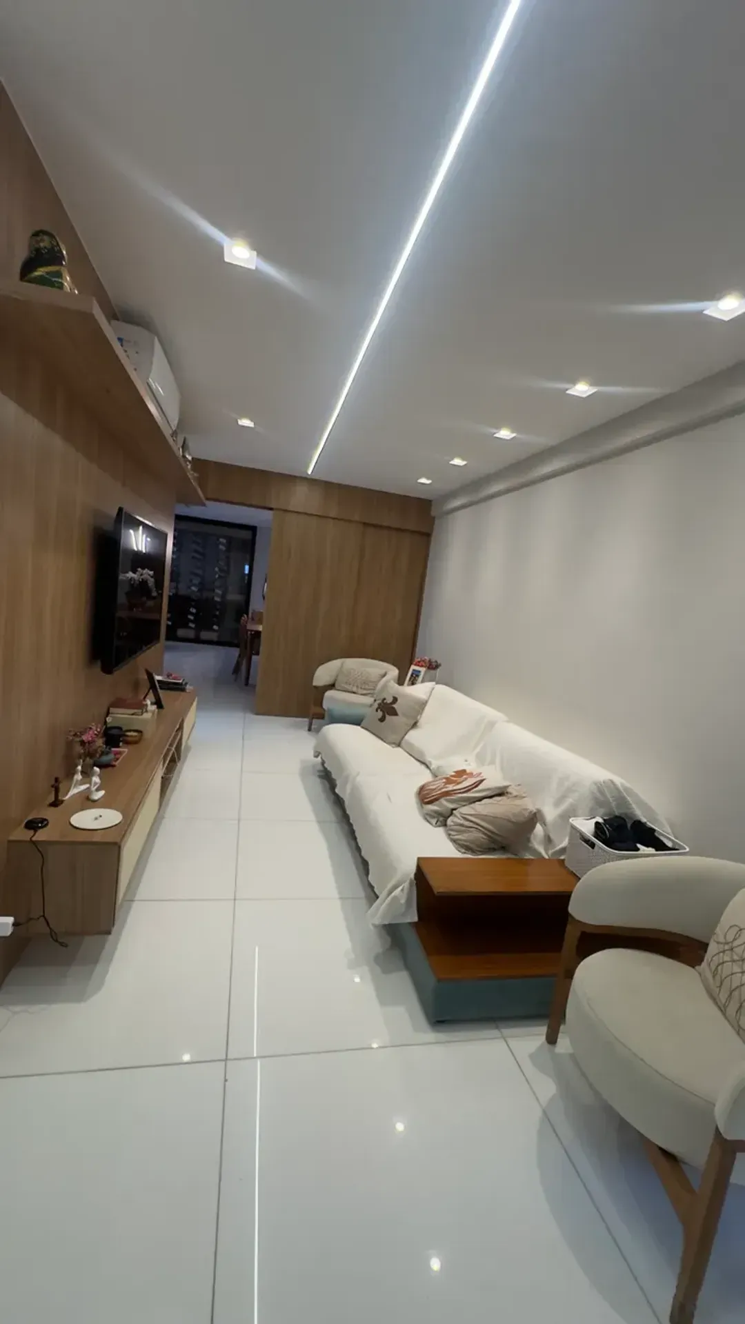 4-bedroom apartment with open-plan kitchen — photo 16