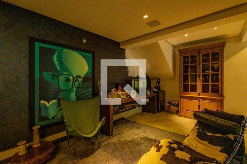 Furnished house with 5 bedrooms and open-plan kitchen — photo 29