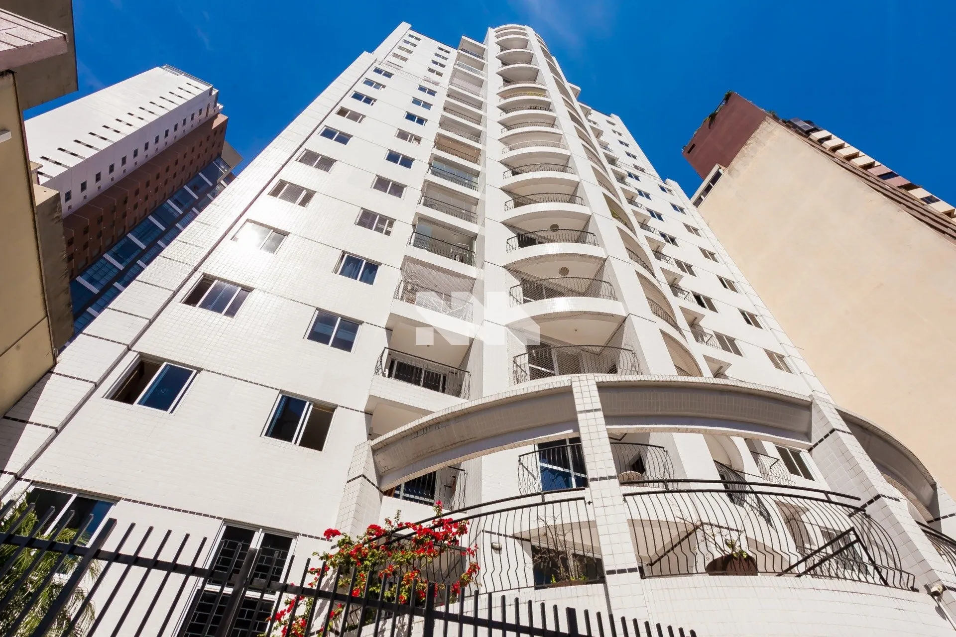 1-bedroom apartment with a balcony and 55 m² — photo 24
