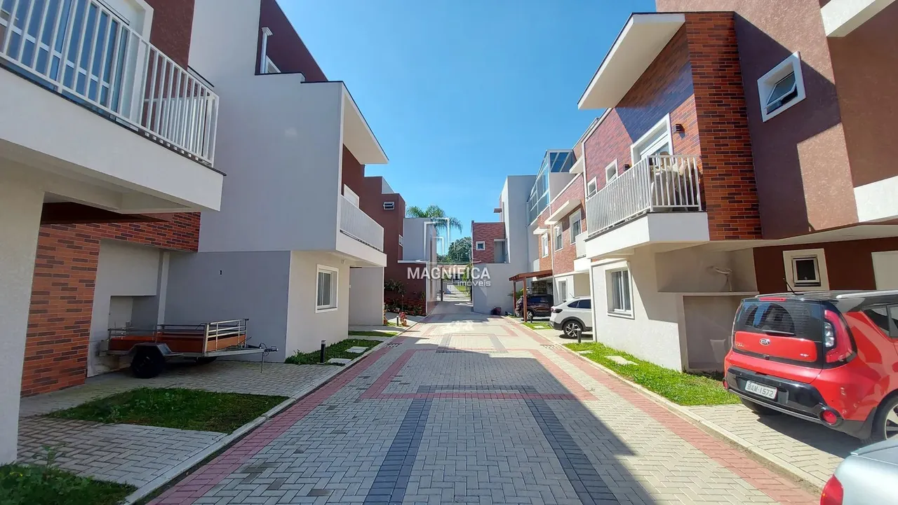 Будинок у кондомініумі з 3 спальнями та 167 м² — photo 2