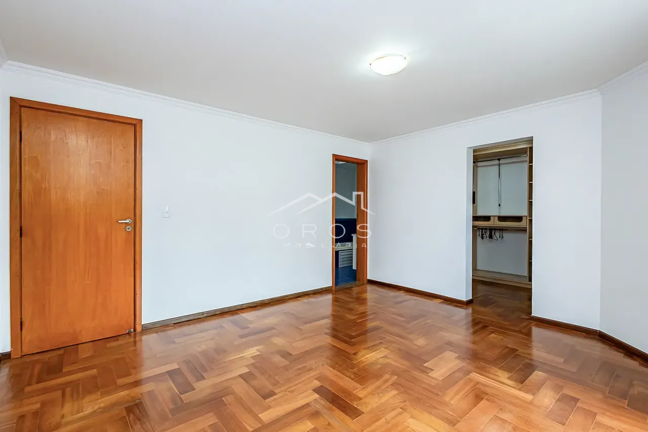 House, 200 m², with a washing machine — photo 29