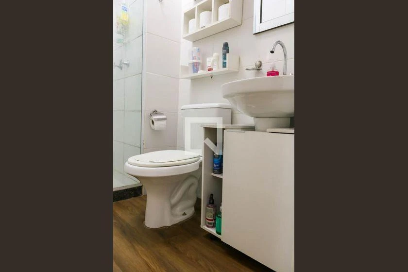 Apartamento mobiliado de 2 quartos em condomínio com piscina — photo 21
