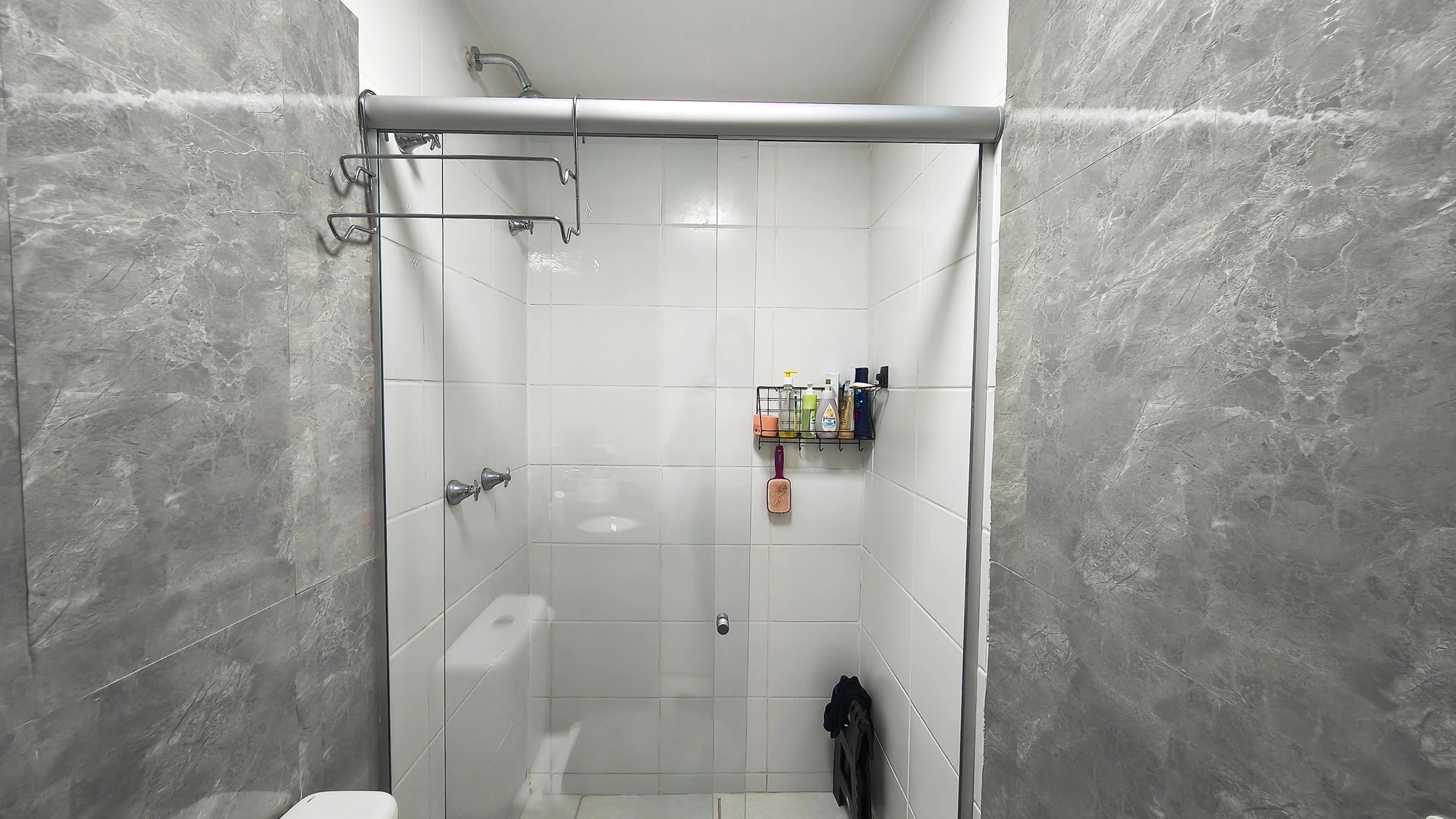 3-bedroom apartment with a washing machine — photo 23