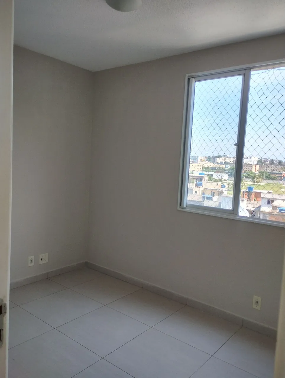 2-bedroom apartment in a building with a pool — photo 11