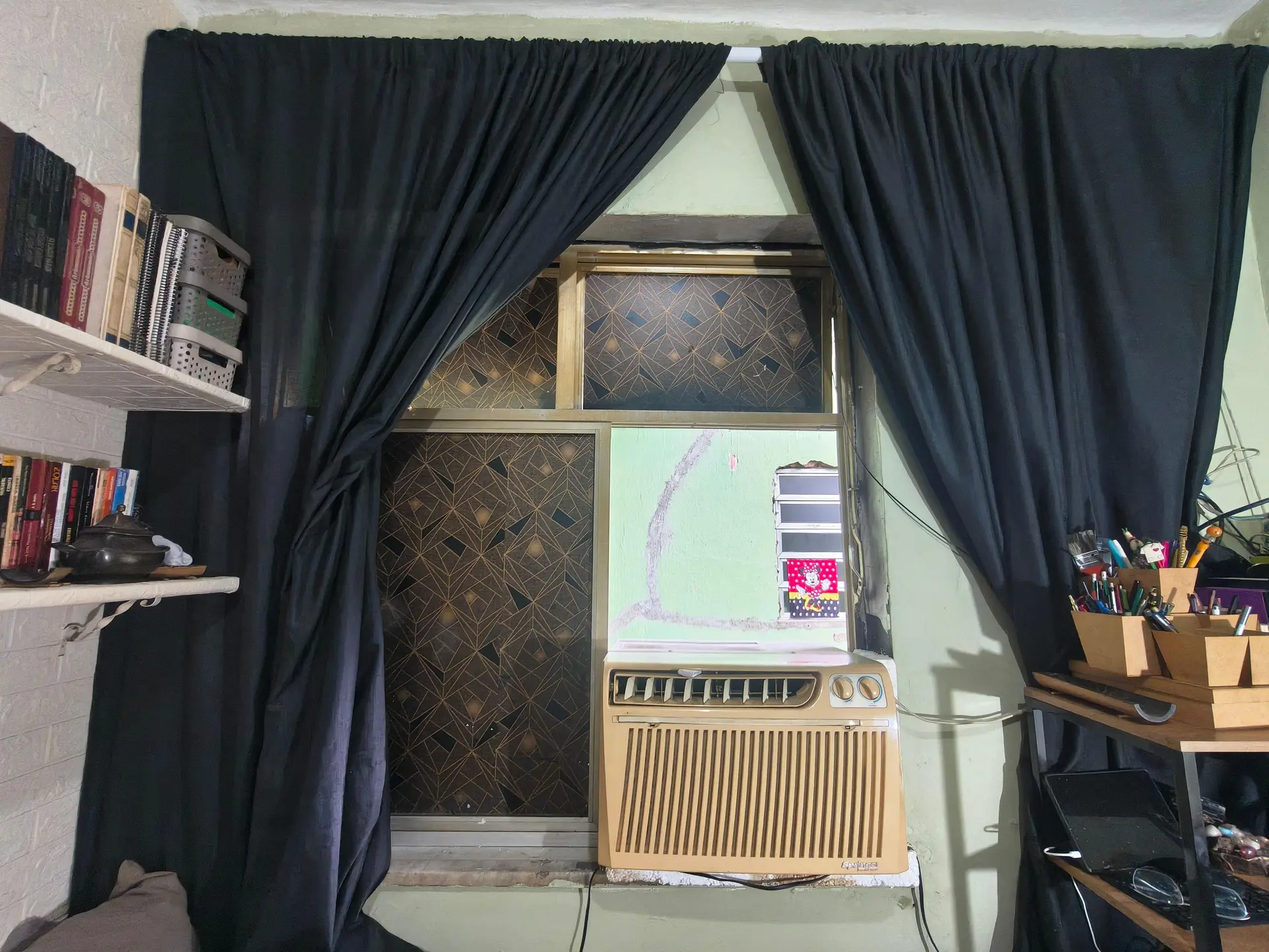 Мебльований будинок із 3 спальнями, 4 ванними та приватним садом — photo 25
