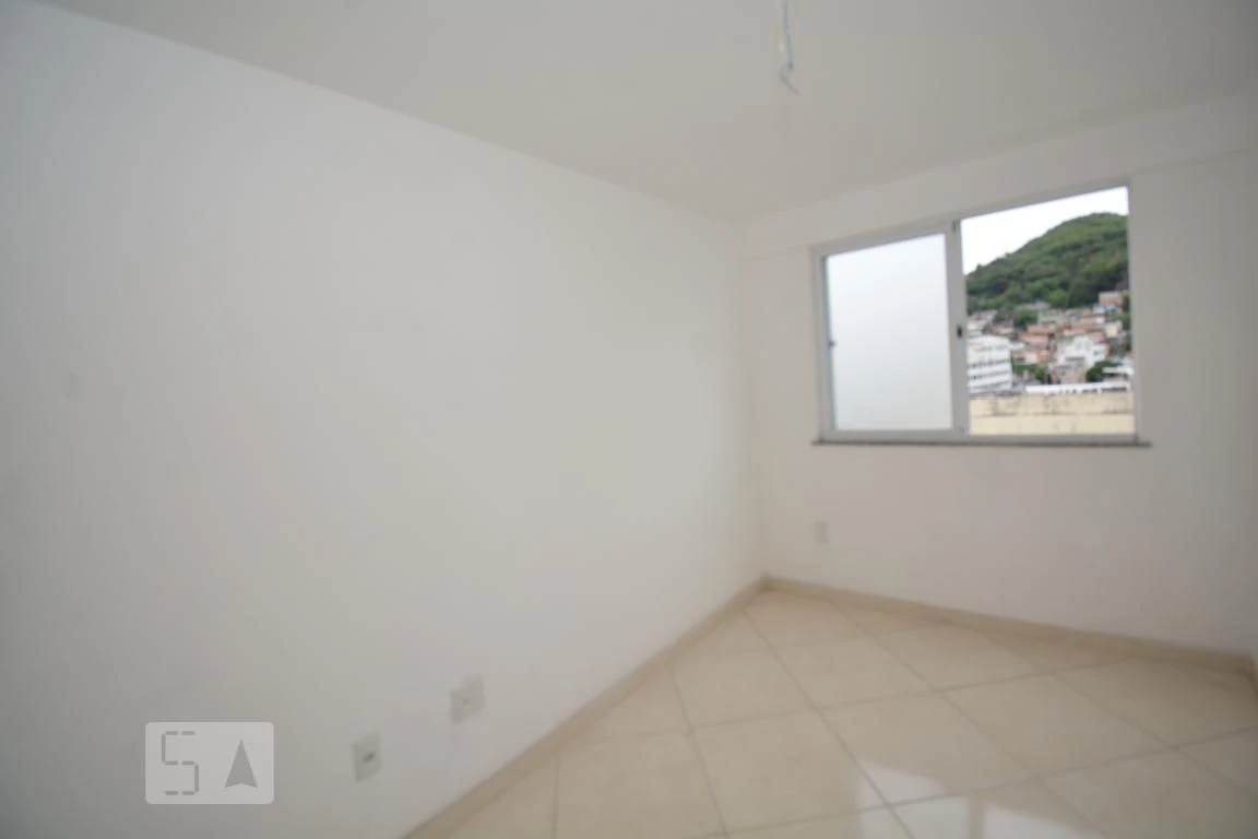 Apartamento com vista para as montanhas, Vaz Lobo — photo 33