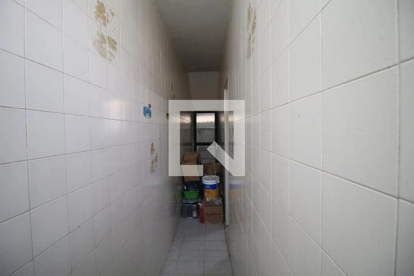 House with 4 bedrooms and 297 m², no parking — photo 8
