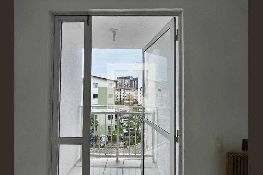 Furnished 2-bedroom apartment with balcony and 54 m² — photo 9