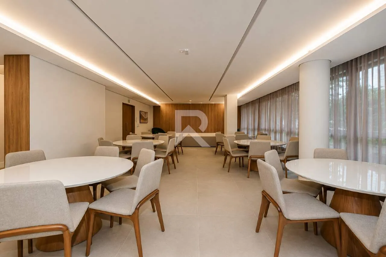 Квартира 230 м²: 3 спальни с ванными и 4 парковки — photo 8