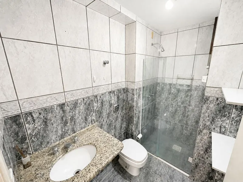 2-bedroom apartment with a water view in Florianópolis — photo 7