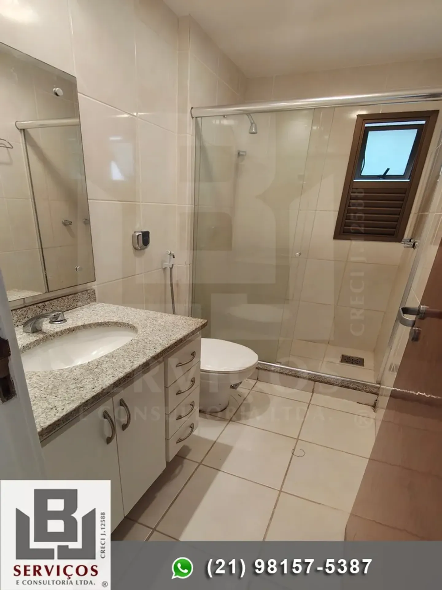 Apartment on the 2nd floor with a walk-in closet — photo 6