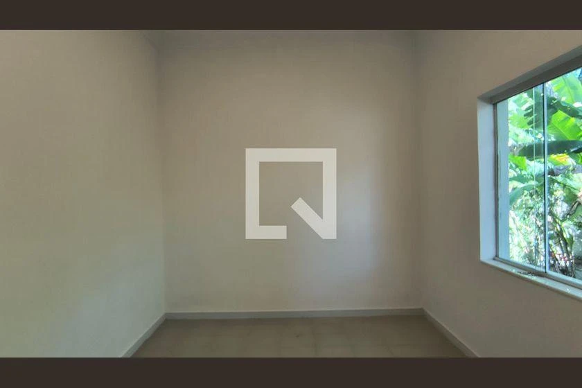 Casa com 3 quartos e 1230 m², pisos em cerâmica — photo 30