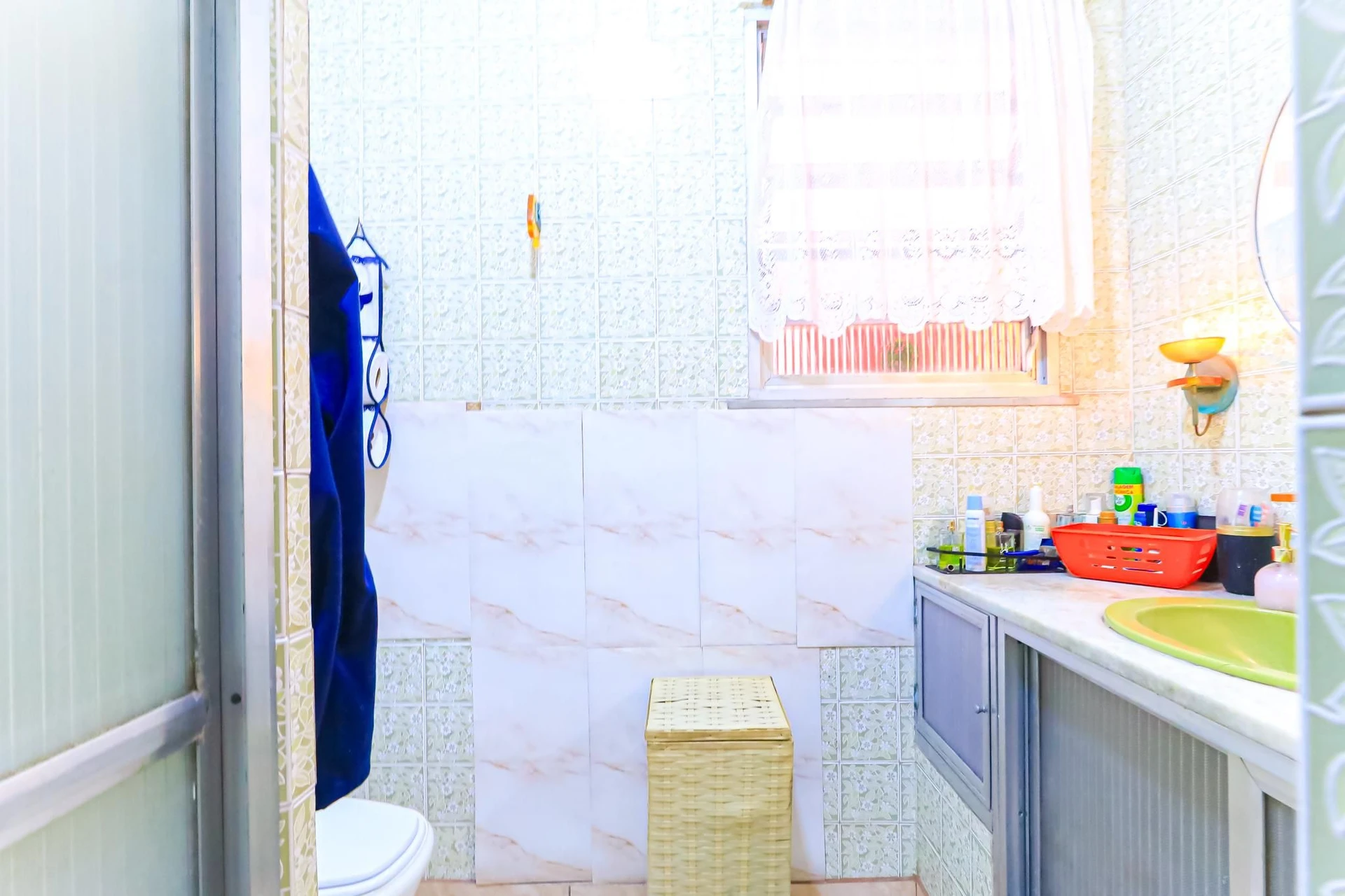 House, 200 m², with a washing machine — photo 37