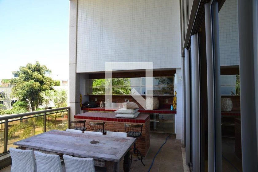 Apartamento para aluguel com varanda envidraçada e 4 quartos — photo 8