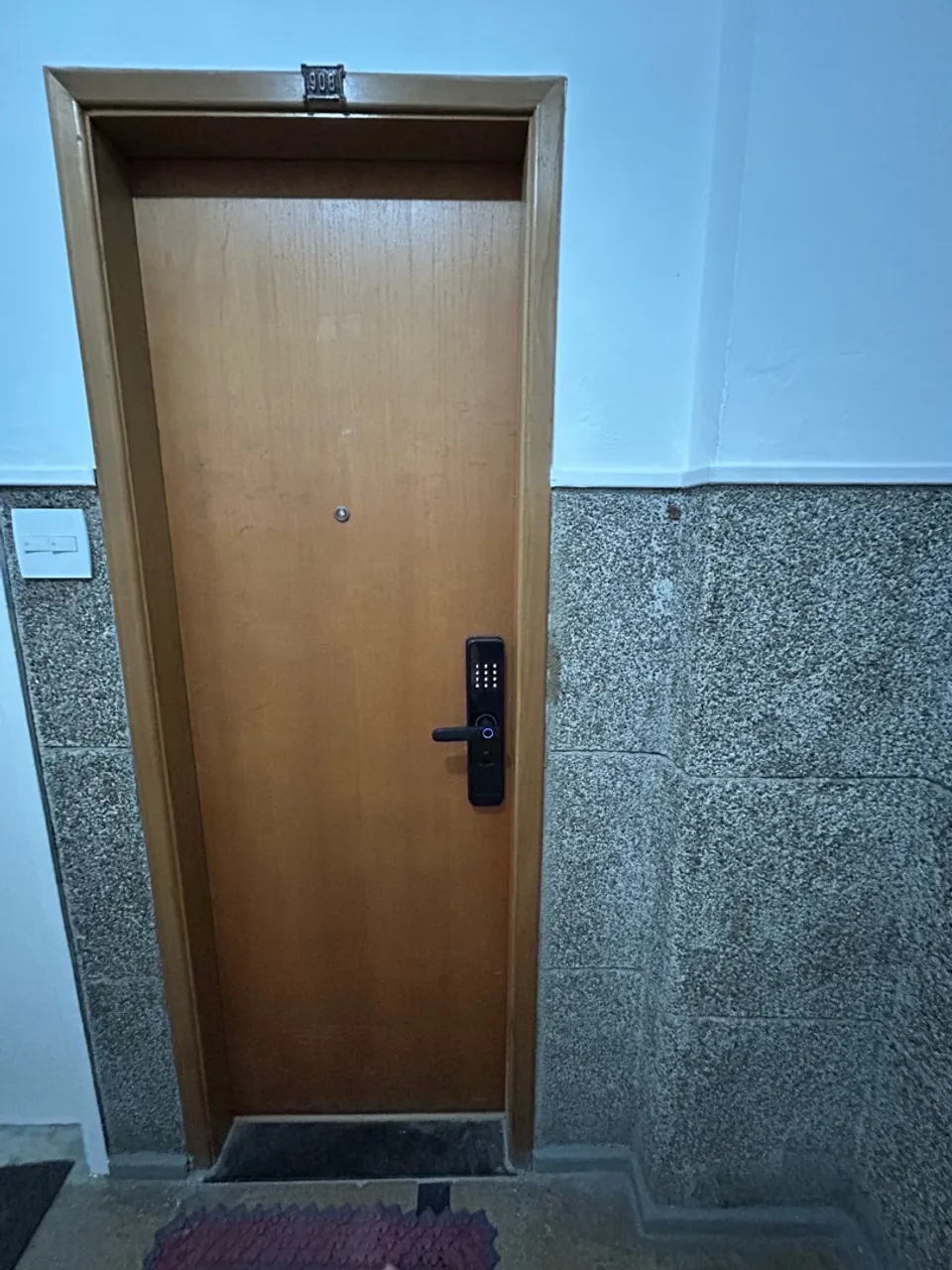 Apartment, 42 m², with wood or laminate floors — photo 8