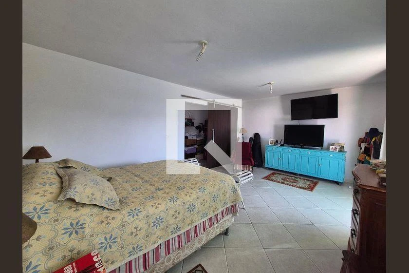 Apartment, 265 m², with a glass-enclosed balcony — photo 23