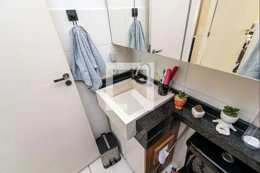 Furnished 2-bedroom apartment with 45 m² and balcony — photo 14