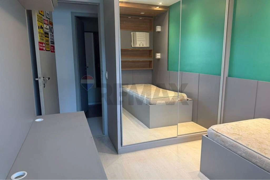 Furnished 246 m² apartment with 4 bedrooms and balcony — photo 17